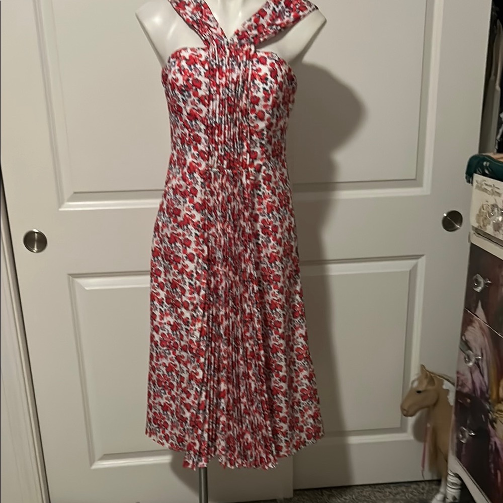Red and White Halter Midi Sundress for Cocktail Events - Picture 2 of 12